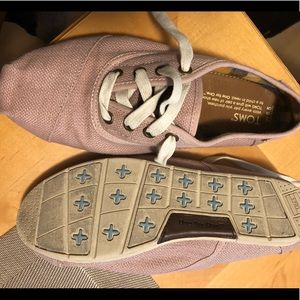 TOMS Laces shoes